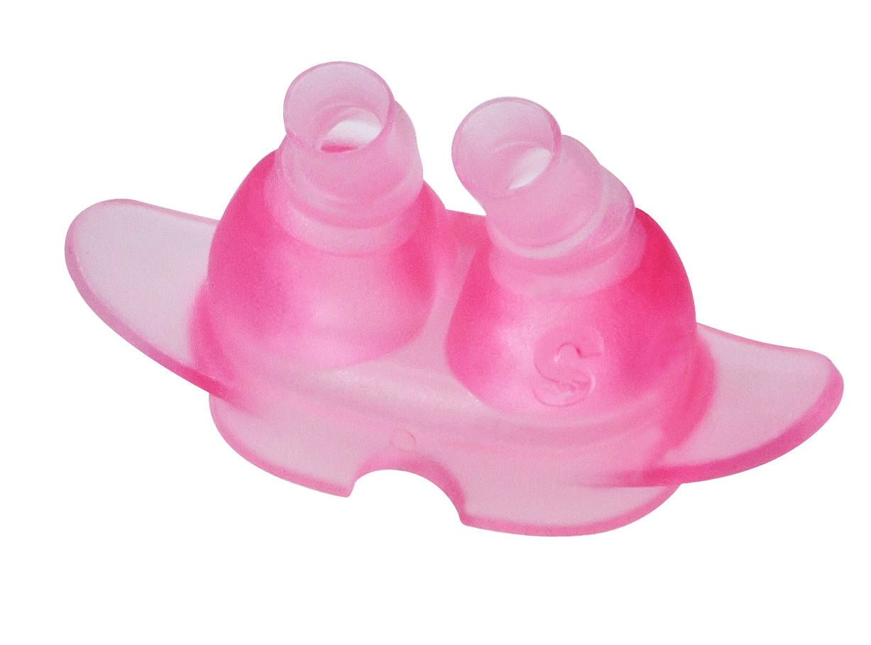 En liten rosa silikonklämma för näsan, vanligtvis använd för att förhindra snarkning eller underlätta nasal andning.